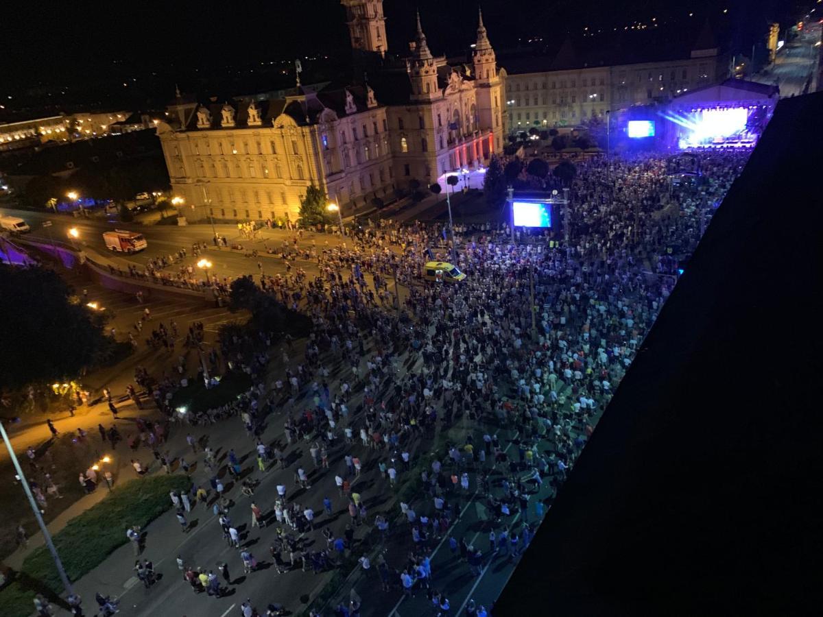 Origo Appartement Győr Buitenkant foto
