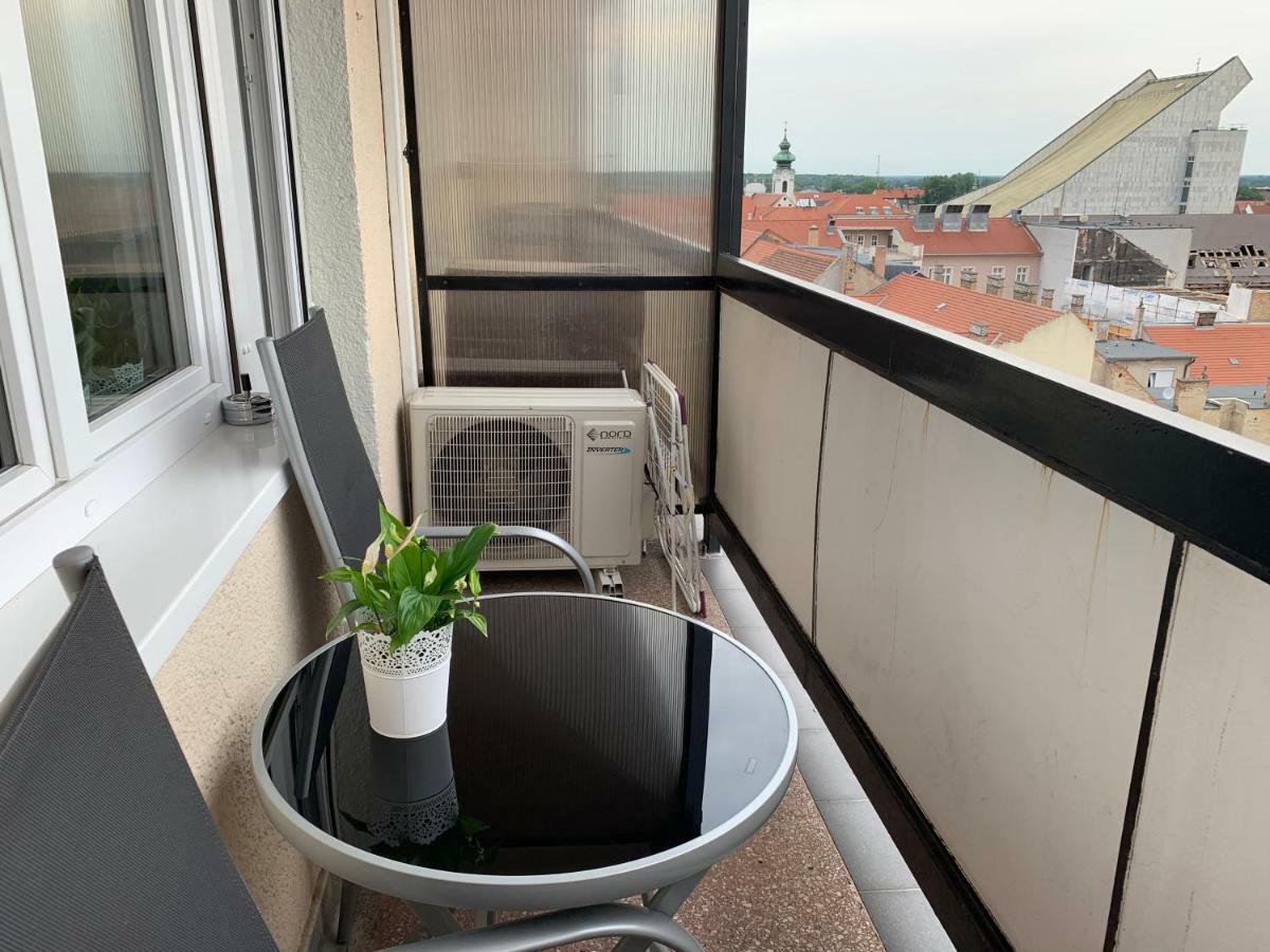 Origo Appartement Győr Buitenkant foto