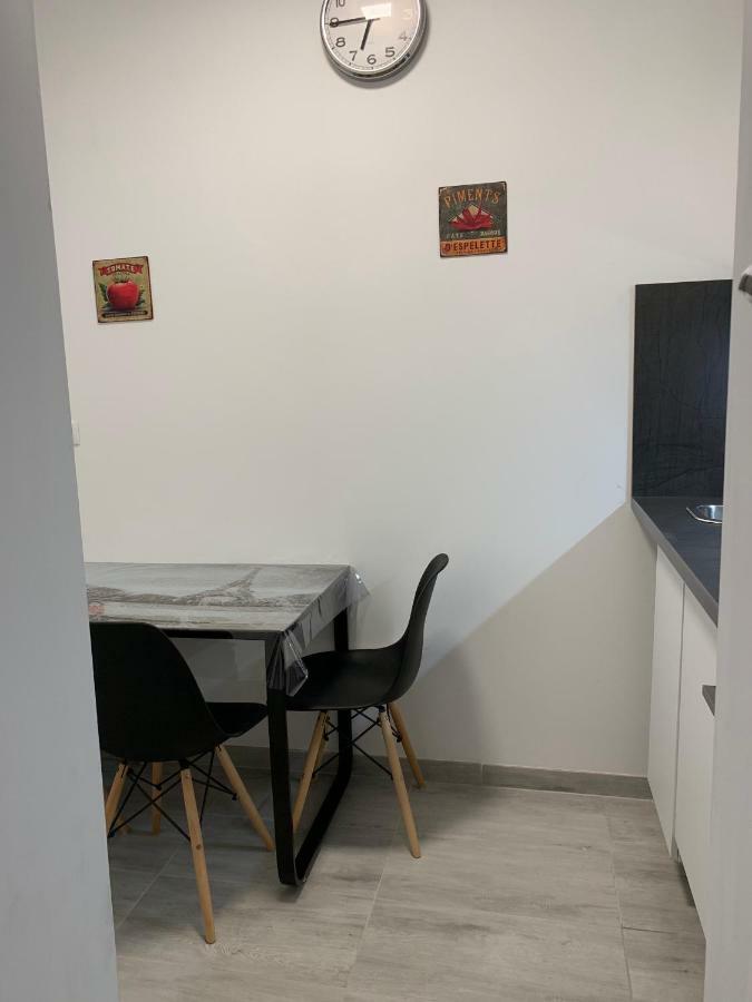 Origo Appartement Győr Buitenkant foto