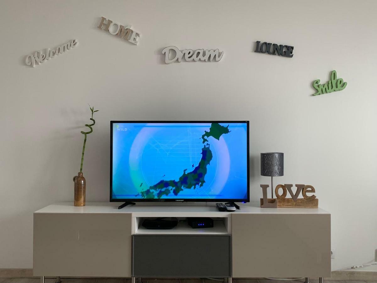 Origo Appartement Győr Buitenkant foto